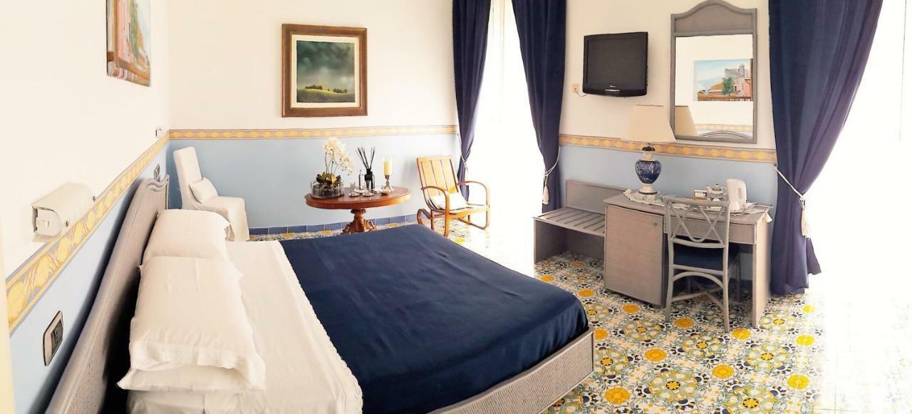 Hotel Stella Maris Casal Velino Buitenkant foto