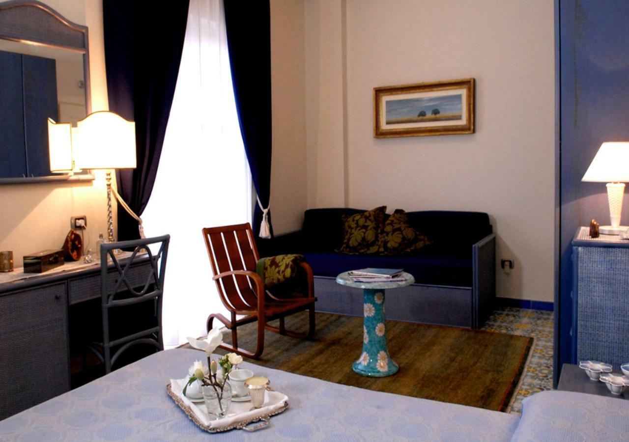 Hotel Stella Maris Casal Velino Buitenkant foto